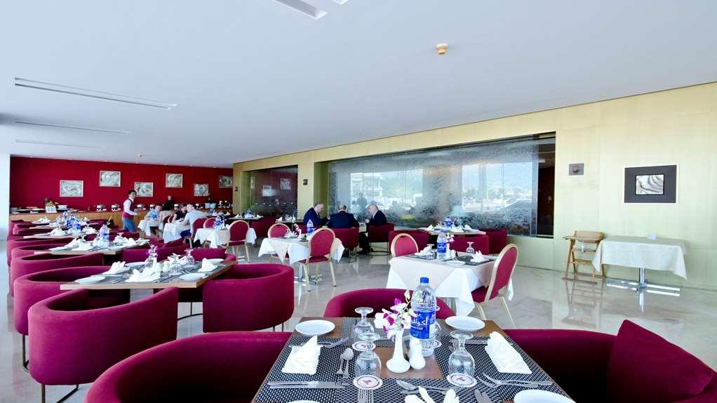 บัสทานเซนเตอร์แอนด์เรสซิเดนซ์ Aparthotel ดูไบ ร้านอาหาร รูปภาพ