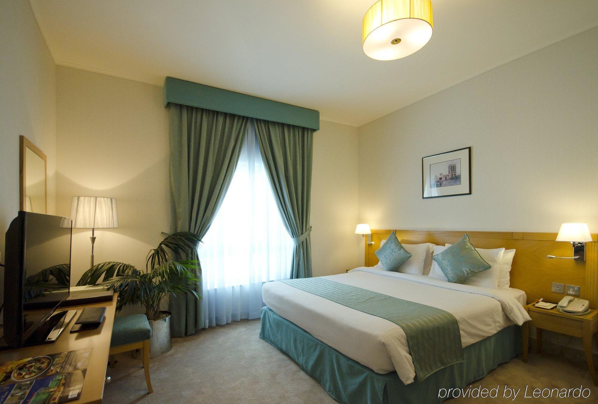 บัสทานเซนเตอร์แอนด์เรสซิเดนซ์ Aparthotel ดูไบ ภายนอก รูปภาพ